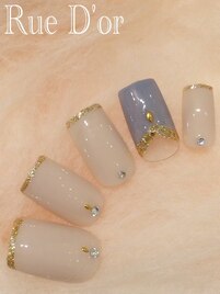 人気！シンプルベージュネイル