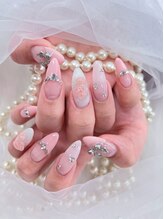 アイリナス(AILLYNAS)&nbsp;モ モ