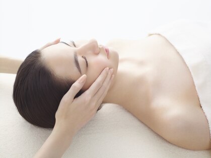 ポーラ DREAM LOVELY(POLA)の写真