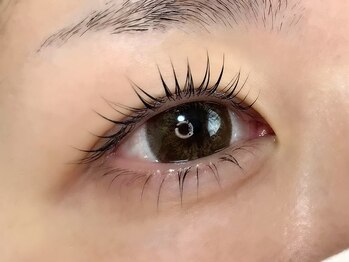 リリー(Lily)/【まつげパーマ上下】