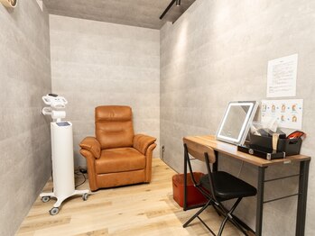 ランプ(lamp)/個室(ホワイトニング)