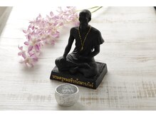 タイ古式マッサージ 空 クウ ソイ テラマチ(Koo Soi Teramachi)/【商品】タイ式の師匠の像