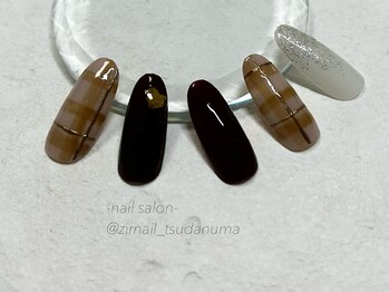 ジルネイル 津田沼店(Zir nail)/