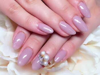 アイリッシュネイル 久屋大通店(Irish Nail)/ピンクベージュ×ビジュー盛