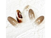 ミュナ(myuna)/ブラウンニュアンスネイル