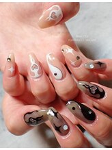 メニティ(MeniTy)/アシンメトリーネイル