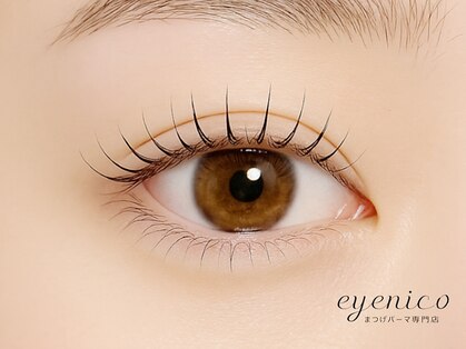 アイニコ 梅田店(eyenico)の写真