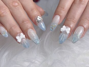 クイーンズ ネイル スタジオ(QUEENS NAIL STUDIO)/つけ放題/リボン/長さ出し