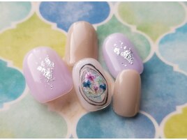 フラワードームネイル