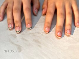 ラインアートネイル