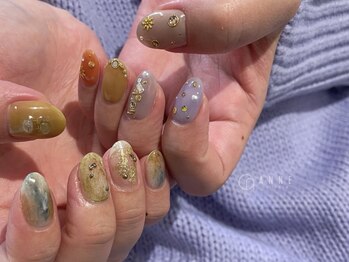 アンネ 東心斎橋店(ANNE)/カラフルネイル ari