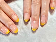 ネイルサロン イントゥ(into_)/フレンチ　黄色　シンプル