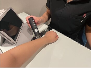 アネル 浦添店(anel)の写真/「技術」「結果」「価格」全てに自信あり！更にヒアルロン酸配合ホットジェル使用でリラックスツル肌脱毛★