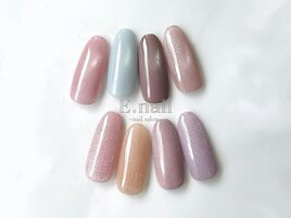 透けにくい艶マグネットネイル