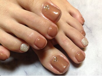 ラウト デコレーションアンドネイルサロン(Lauto Decoration&Nail Salon)/ベージュフットネイル