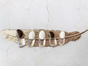 ラウレアルア(Laure’a lua)/べっ甲 逆フレンチ