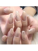 モモ(Momo)/ニュアンスネイル