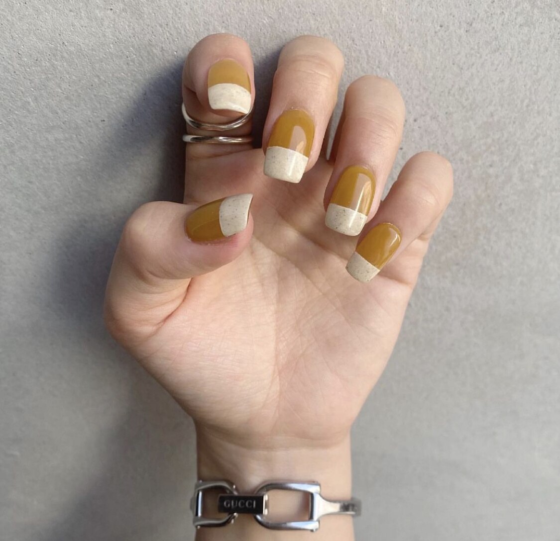 ネイルチェア RAINE