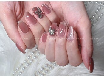 マグロ ネイルサロン/