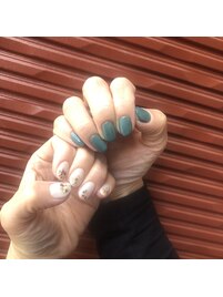 アシメシェルネイル