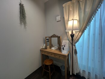 サロン ドゥメール(salon Demaile)/お化粧直しもしていただけます☆