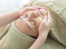 施術メニュー全てにフェイシャルマッサージが含まれています