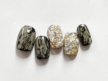 ルマート 池袋東口店(Lumart)/シックな鉱物ネイル