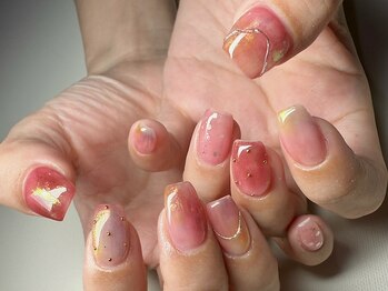デモデ ネイル スタジオ(Demode nail studio)の写真/毎日がちょっと楽しくなるネイルを。お持ち込みで理想のデザインにお仕上げ◎細部まで丁寧に仕上げます。