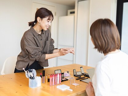 Toi et Toi【トワエトワ】パーソナルカラー診断/骨格診断/顔分析メイクレッスンの写真