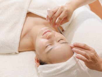 エイトオブワンズ/頬の角質もやさしくオフ