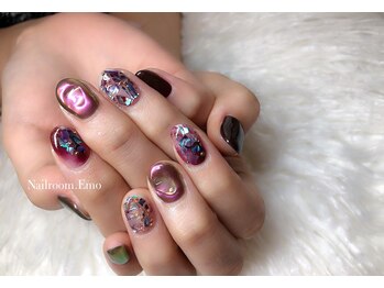 エモ(emo)/ニュアンスネイル