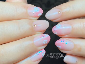 モア ネイル(MOA NAIL)/