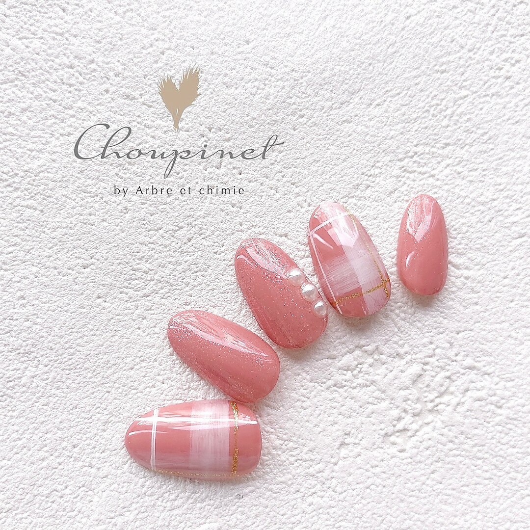 2025年-2026年冬トレンド】ピンクブラウンのネイルデザイン集｜人気順