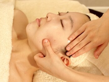 モリカ(morika)/小顔コルギ