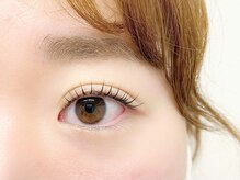 くるんっとカールから、パチッと立ち上げまで！まぶたの状態や骨格に合わせたあなただけのデザインに・・♪
