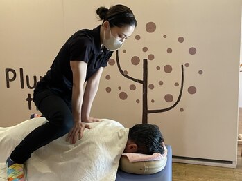 プラムツリー/《施術風景》　腰の疲れ編！