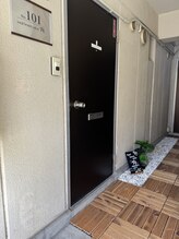 ナナマルニ(702)/101号室はネイル