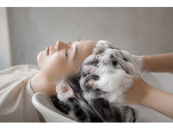 セラピエール プラス(PLUS)/泡ヘッドスパ
