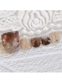 新作ブラウンフットネイル