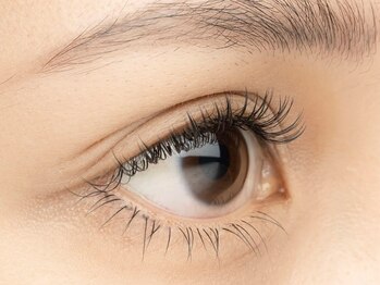 ビップフィール(vip feell)の写真/≪パーマ×エクステで若々しい印象に♪≫マツエク＆まつ毛パーマを同日施術☆【＆ヘルシー】なら当店で☆