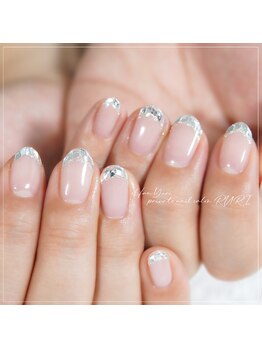 瑠璃(RURI)/ガラスフレンチネイル