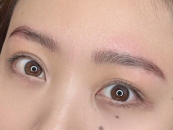ヌアージュ(Nuage)の写真/【眉毛はプロに任せて失敗知らず！】骨格診断であなたにピッタリな眉の形をご提案♪メンズもOK◎