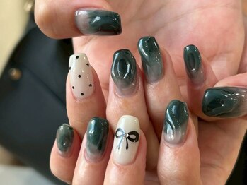 シエル(Ciel)/ガーリーネイル 担当moe