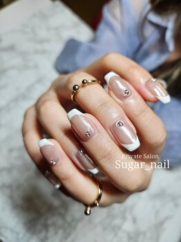 シュガーネイル(sugar nail)/ホワイトパウダー×白フレンチ