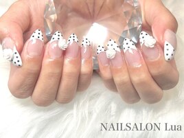 フレンチドットネイル