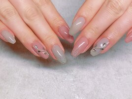 手が綺麗に見えるデザイン