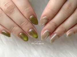 カーキ×ベージュマグネイル