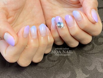 モア ネイル(MOA NAIL)/