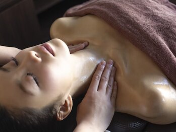 ヘッドコンシェルジュ 大宮店(head CONCIERGE)/辛い肩こりにアプローチします!