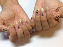 ラウト デコレーションアンドネイルサロン(Lauto Decoration&Nail Salon)/ゴールドラメネイル